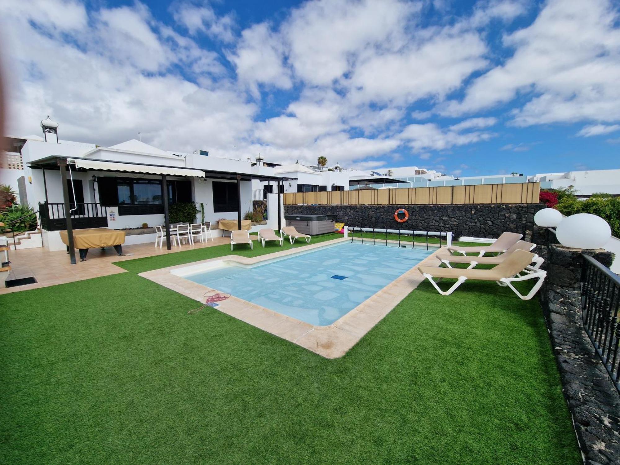 Villa Juanita, Puerto Del Carmen, Lanzarote Tías Eksteriør billede